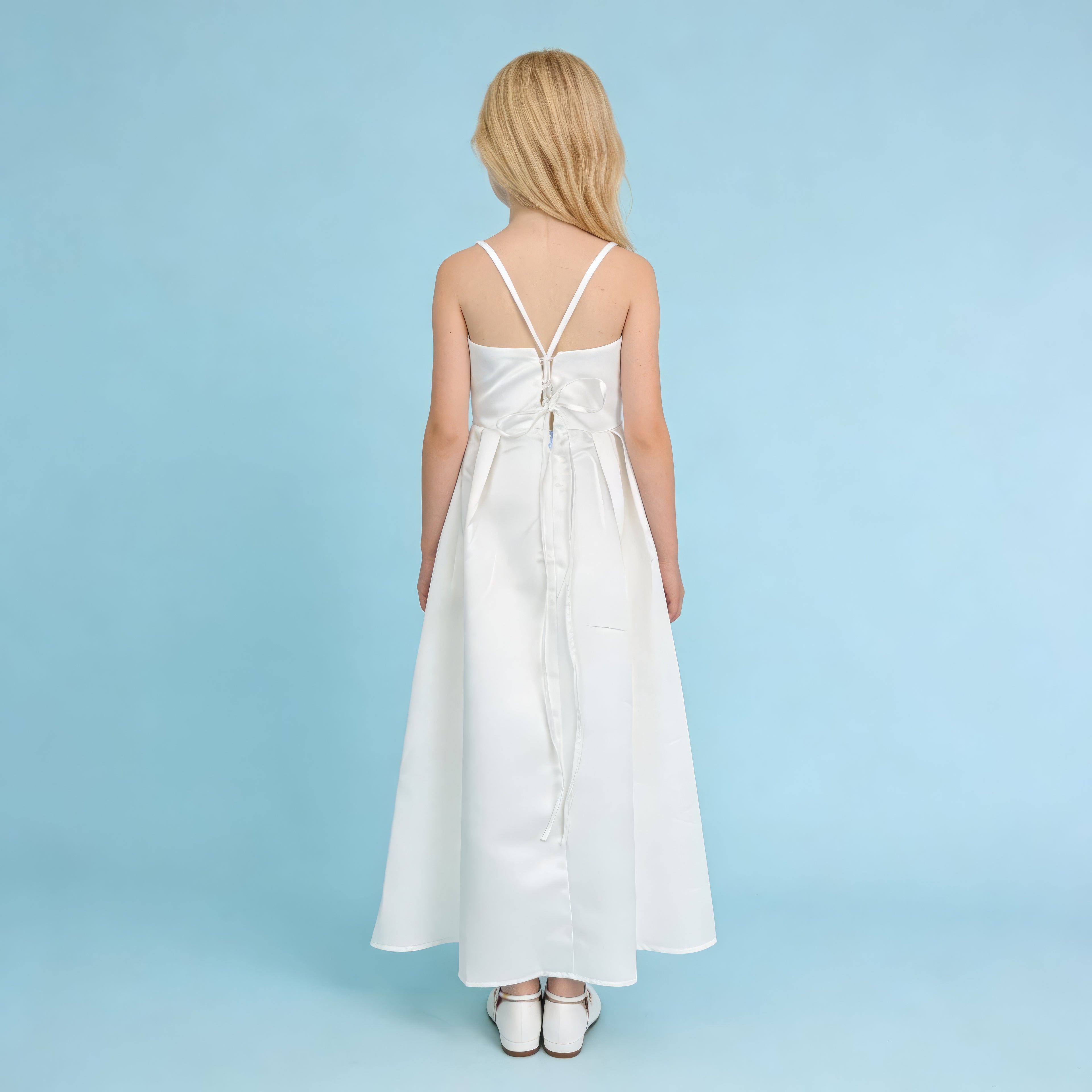 Back view of white girls party dress, suitable for flower girls, birthdays, weddings, graduation or first holy communion